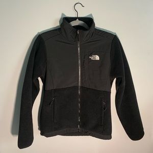 Women’s Northface black fleece jacket